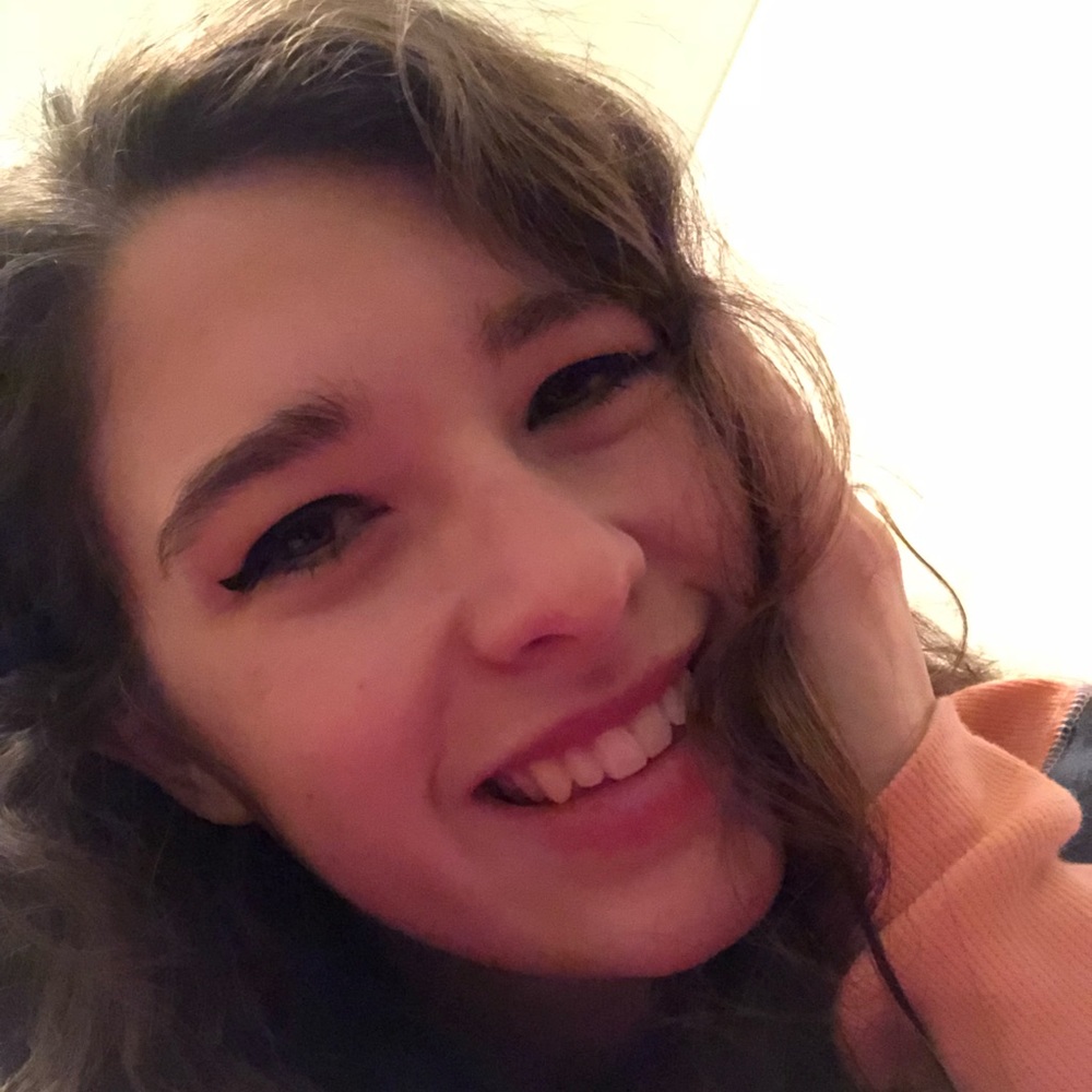 Meet your Posher, Brittney